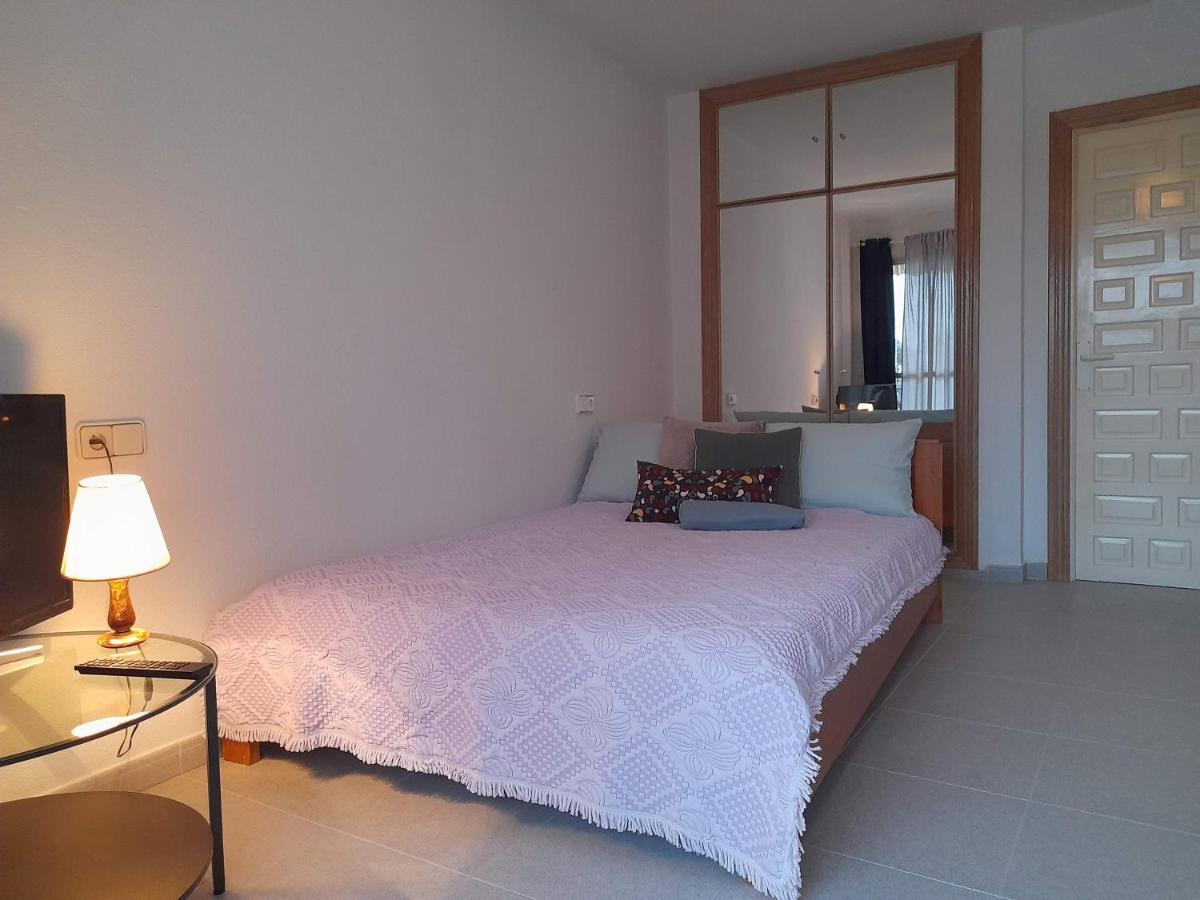 Apartment With Pool Near The Beach Marbella Exterior foto